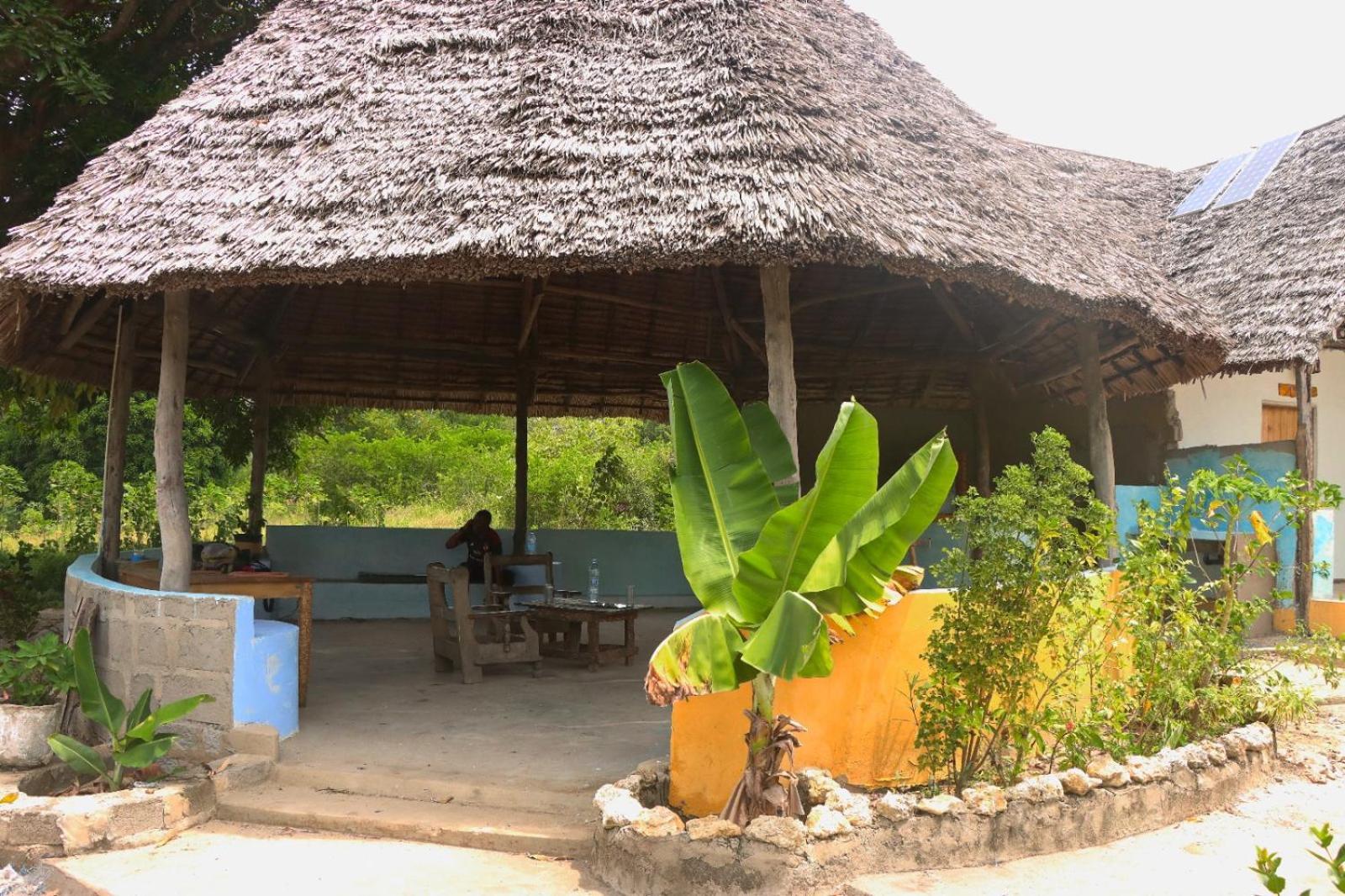 Rasta House Acomodação com café da manhã Kilindoni Exterior foto